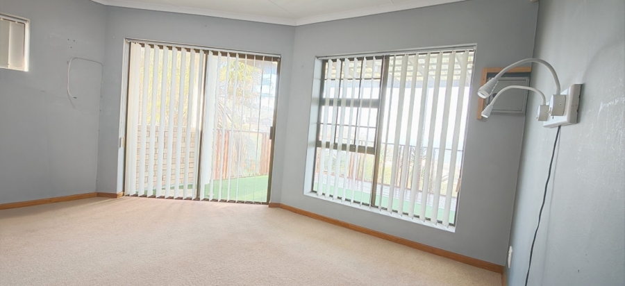 5 Bedroom Property for Sale in Dana Bay Western Cape